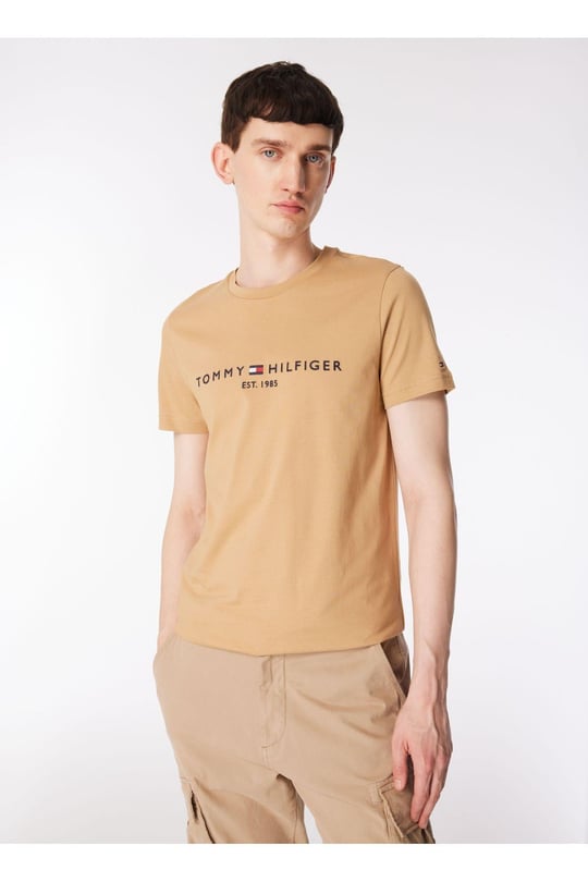 Tommy Hilfiger Tommy Hilfiger Erkek Dokuma Kumaş Kısa Kol Düz Model Kahverengi T-Shirt MW0MW11797-RBL