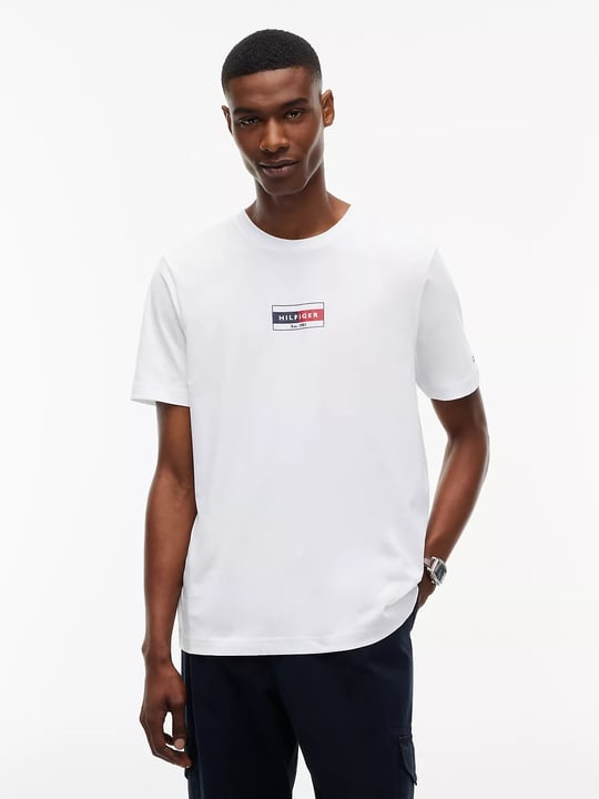 Tommy Hilfiger Tommy Hilfiger Erkek Kısa Kol Pamuklu Regular Fit Beyaz T-Shirt MW0MW44882-YBR
