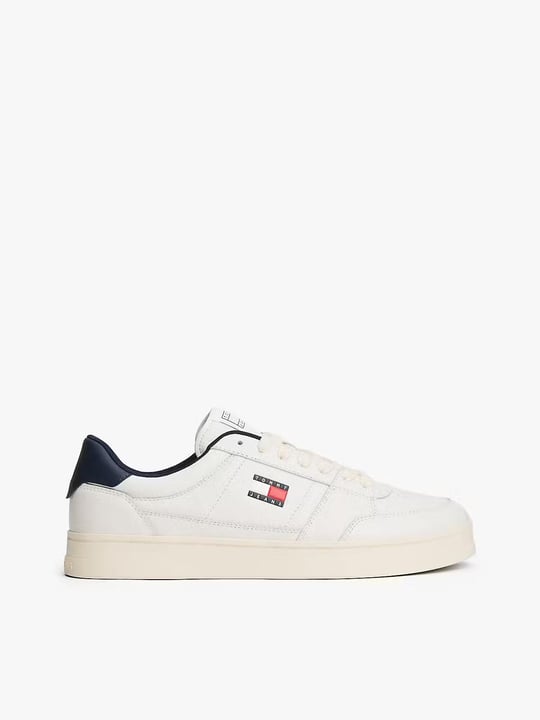 Tommy Hilfiger Tommy Hilfiger Erkek Rahat Düz Taban Nefes Alabilir Üst Yüzeyli Deri Beyaz-Lacivert Sneaker EM0EM01574-0LG