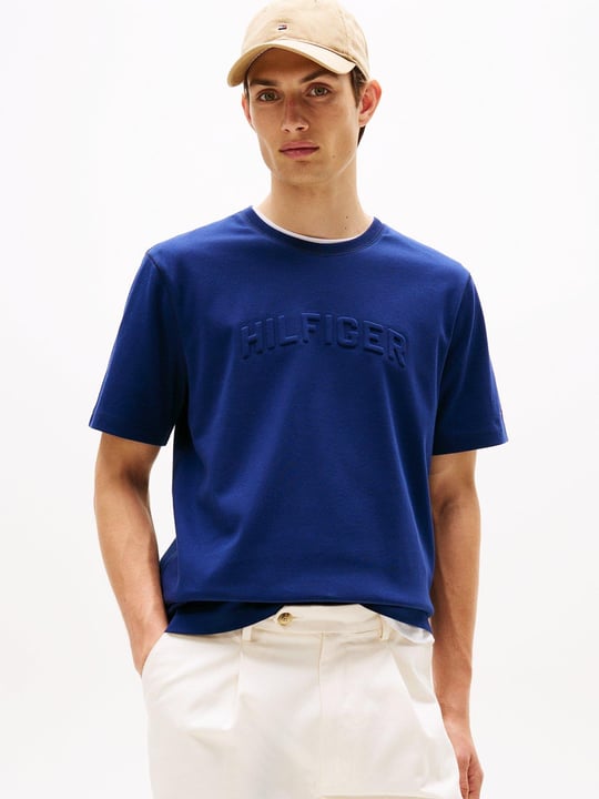 TOMMY HILFIGER Tommy Hilfiger Erkek Regular Fit Logo Kabartmalı Yuvarlak Yakalı Pamuklu Kısa Kollu Lacivert T-Shirt MW0MW39366-C7G