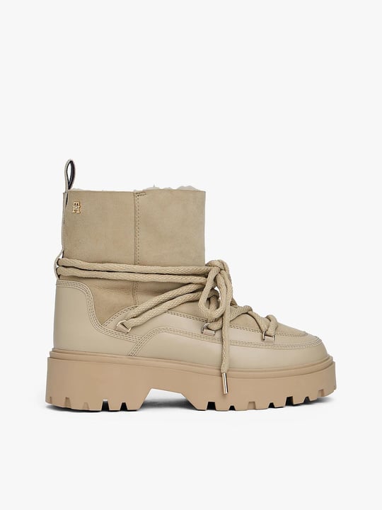 Tommy Hilfiger Tommy Hilfiger Kadın Yumuşak Dolgulu İç Kısım Süet Dış Yüzey Yüksek Tabanlı Kar Bej Bot & Bootie FW0FW08996-ACC