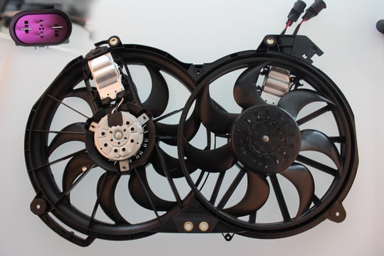 FAN MOTORU DAVLUMBAZLI KOMPLE A6 2.0 2.7 3.0 TDI BSG BPP BNG CDYB ASB BNA BRF CAGB (KONTROL ÜNİTELİ ve KABLOLU)