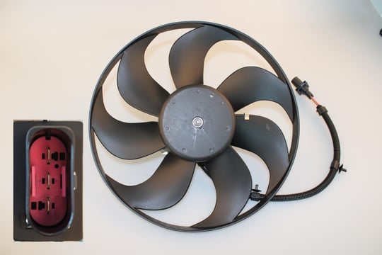 FAN MOTORU POLO 1.4 1.6 95 99 POLO 1.4 1.9TDI 01> IBIZA IV FABIA 99>08 (REZİSTANSLI ve KABLOLU)
