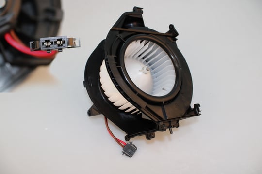 KALORİFER MOTORU A6 V15-03-1938 (KABLOLU)