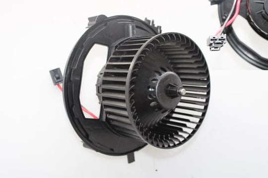 KALORİFER MOTORU GOLF VII PASSAT TİGUAN A3 LEON 13>  KLIMALI (KABLOLU)