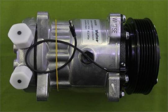 KLİMA KOMPRESÖRÜ ÜNİVERSAL 12V 7H15 PV6 ÜSTTEN ÇIKIŞ