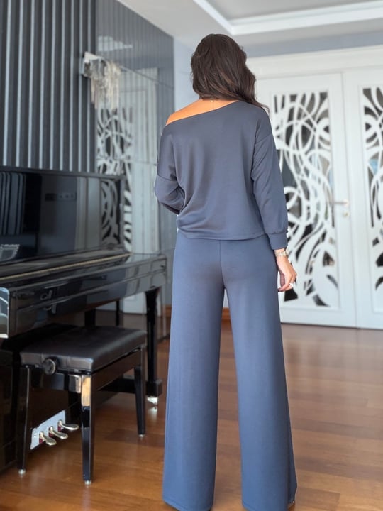 Antrasit Kayık Yaka Bluz Çımalı Pantolon Takım