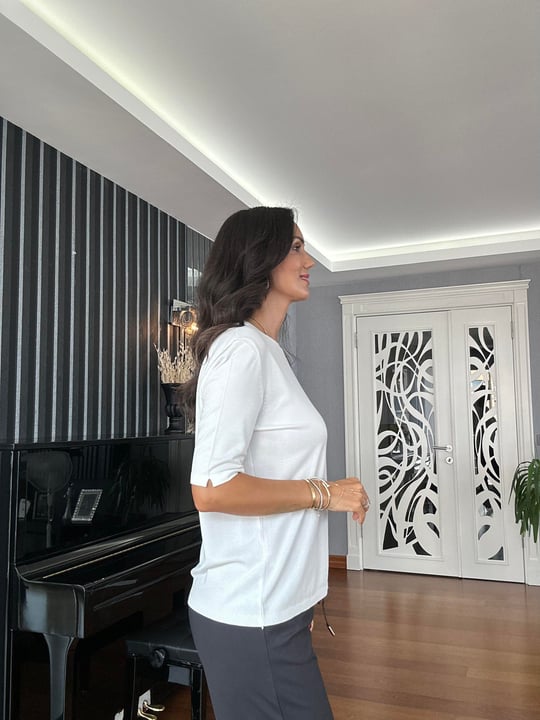 Ekru Yarım Kollu Triko Kazak