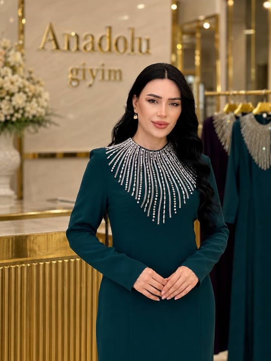 Göğüs Taş İşleme Suzanna Elbise 1044 T-26 Zümrüt Yeşil