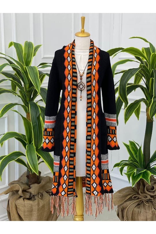 Kilim Desen Püsküllü Hırka 7338 Siyah