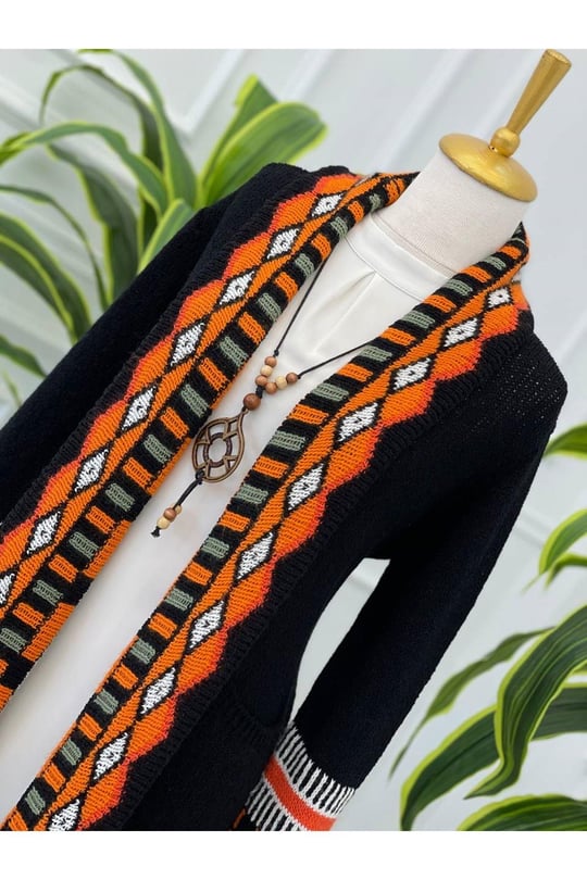 Kilim Desen Püsküllü Hırka 7338 Siyah