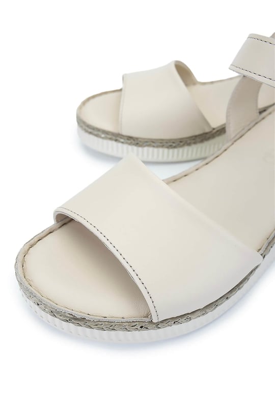 Tamer Tanca Kadın Hakiki Deri Bej Comfort Sandalet