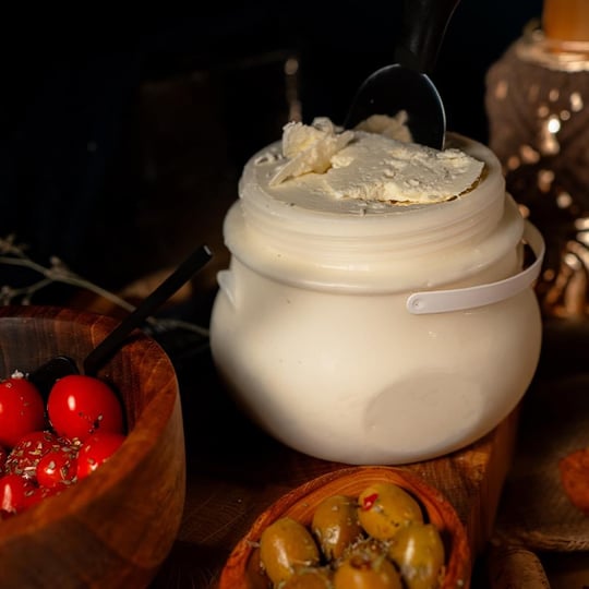 Kars Bidon Tulum Peyniri (Tam Yağlı & Köy Tipi)