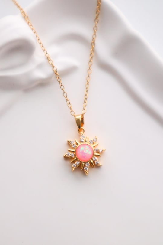Paslanmaz Çelik Gold Renk Pembe Mineli Zirlon Taşlı Güneş Kolye