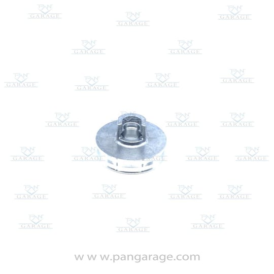 1358 334 018 Piston