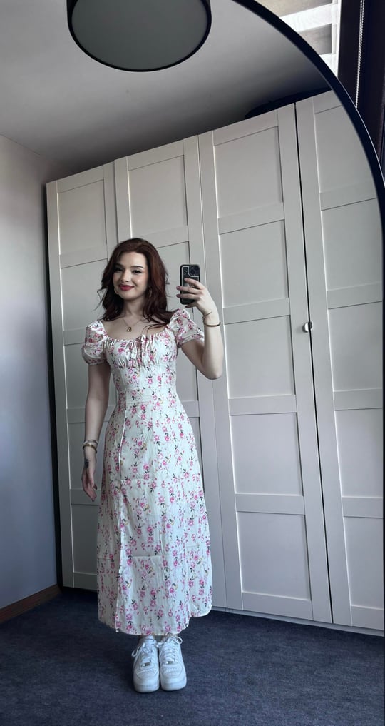 Daniella Çiçekli Pembe Elbise