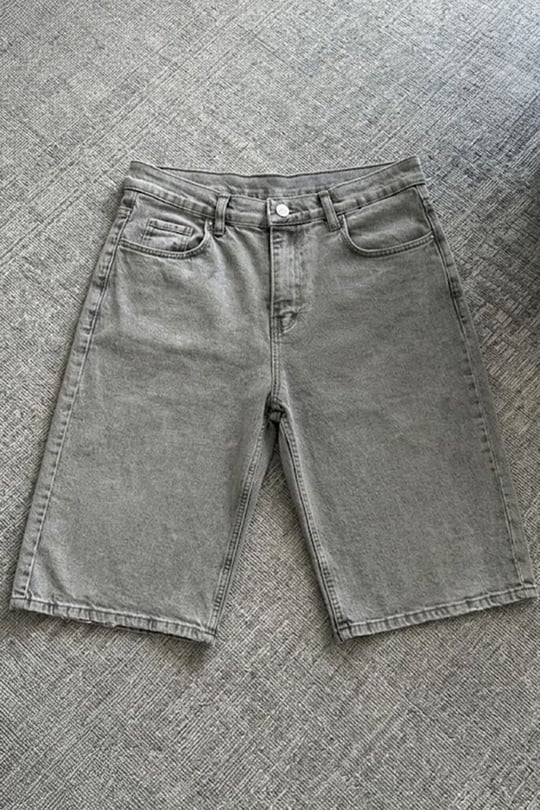 Gri Taşlamalı Düz Y2K unisex Baggy Şort