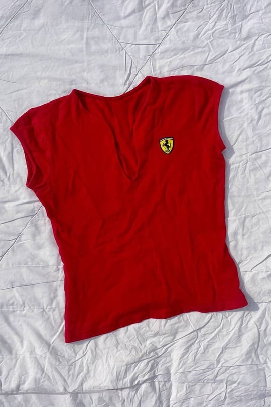 Kırmızı Ferrari F1 Kısa Kollu Crop