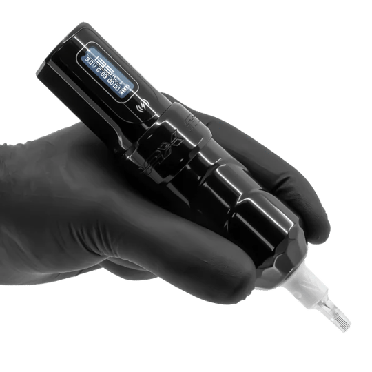 FK Irons Flux Max Black Ops 3.2mm Stroke Tek Bataryalı Kablosuz Dövme Makinesi