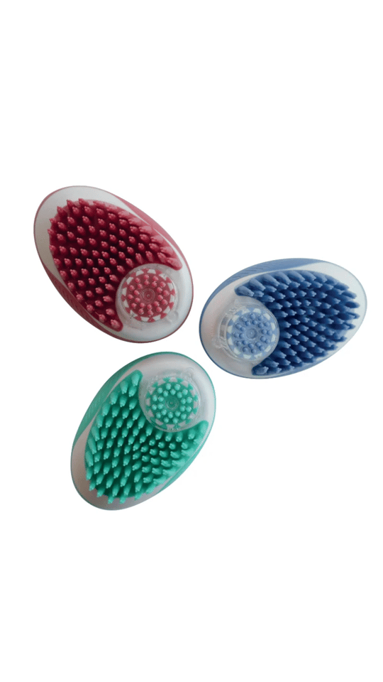 M-Pets Rubeaz Şampuan Hazneli Yıkama ve Masaj Fırçası 11,5x7,5cm (Mavi)