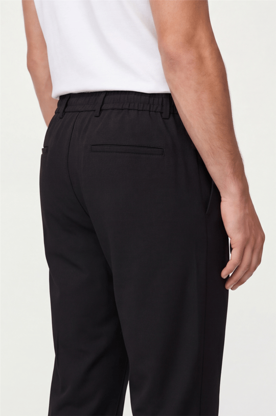 Siyah Dokulu Arka Lastikli Köprü Kemerli Bağcıklı Slim Fit Jogger Pantolon