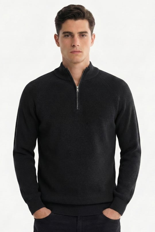Siyah Slim Fit Fermuarlı Yarım Balıkçı Yaka Triko Kazak