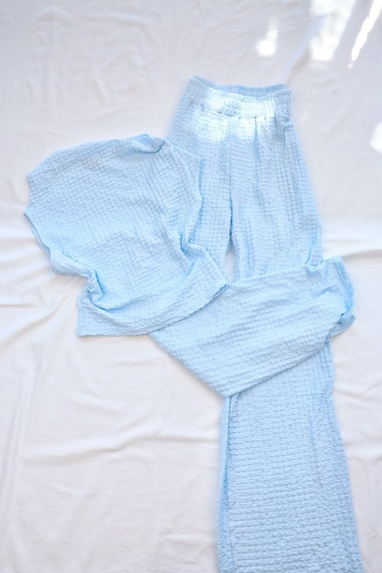Pantolon TakımKayık Yaka Kolsuz Pantolon Takım