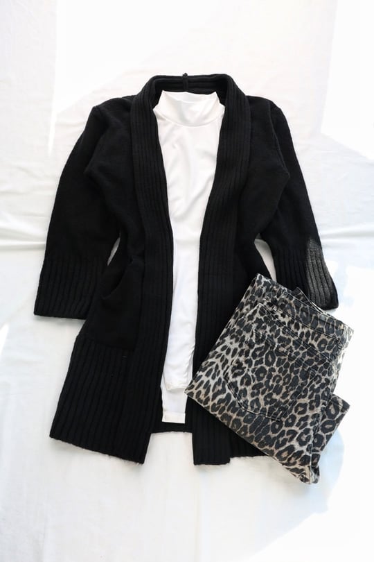 HırkaŞal Yaka Cepli Triko Hırka