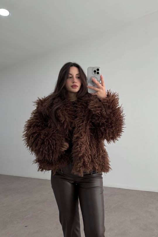 Angus Kahve Yakalı Kürk