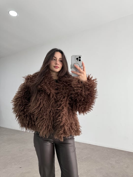 Angus Kahve Yakalı Kürk