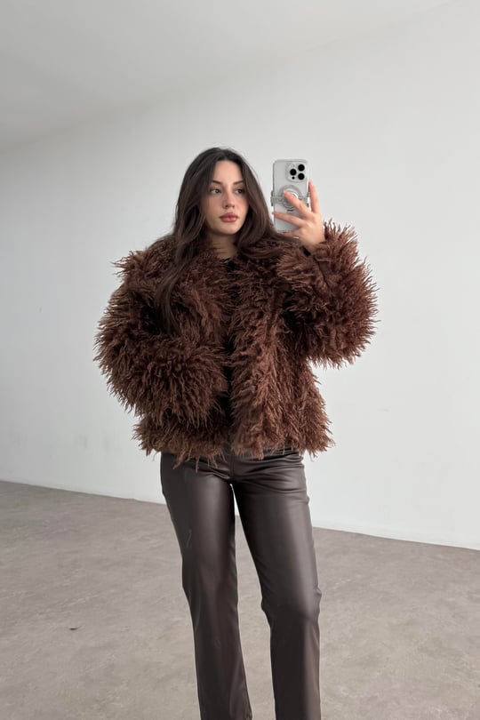 Angus Kahve Yakalı Kürk