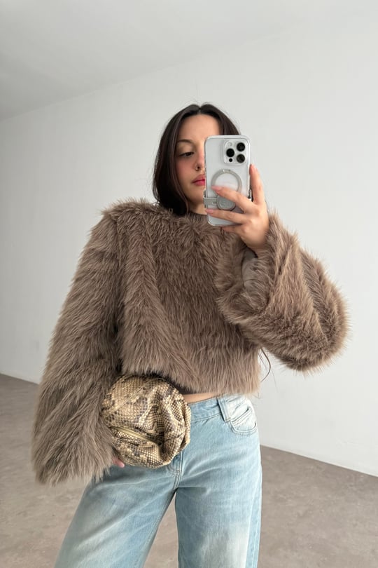 Sıfır Yaka Geniş Kollu Kürk Bluz Kahve