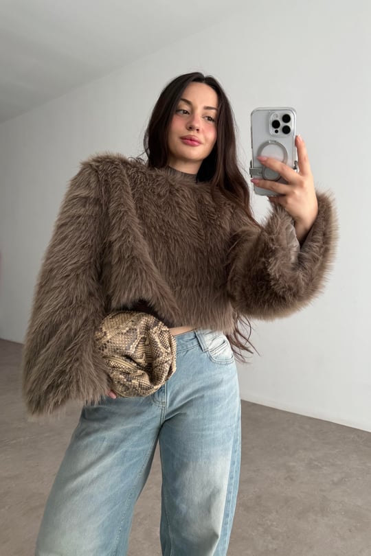 Sıfır Yaka Geniş Kollu Kürk Bluz Kahve