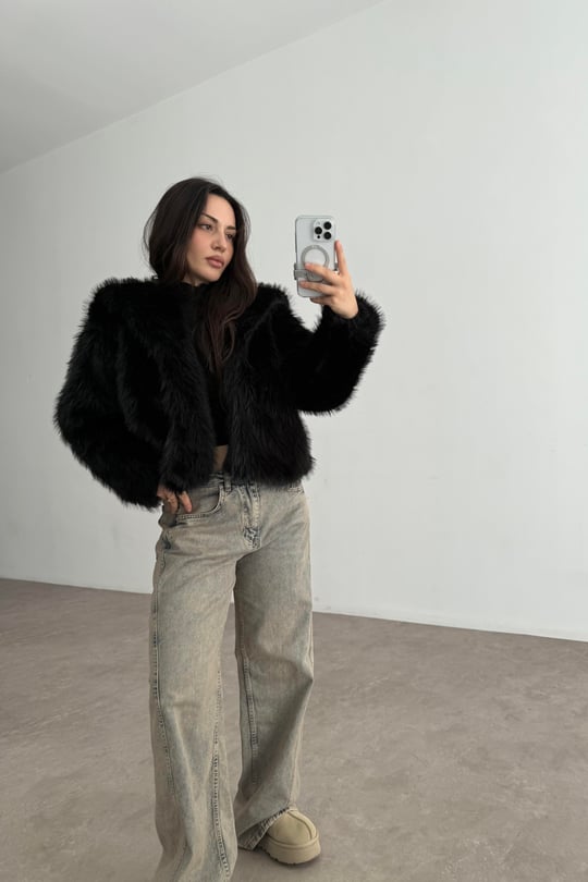 Yakalı Kruvaze Kürk Siyah