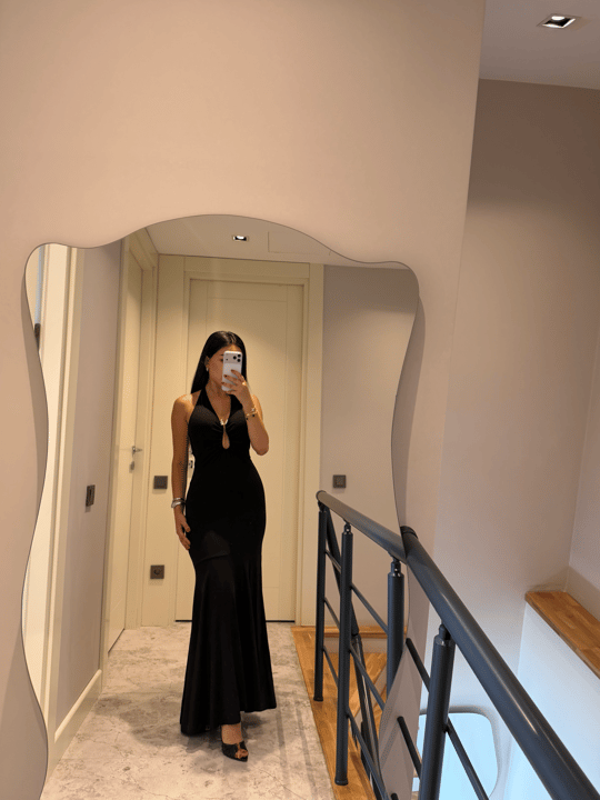 Siyah Volanlı Elbise