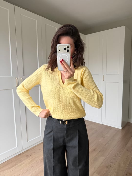  Örgü Model Sarı Renk Polo Yaka Triko