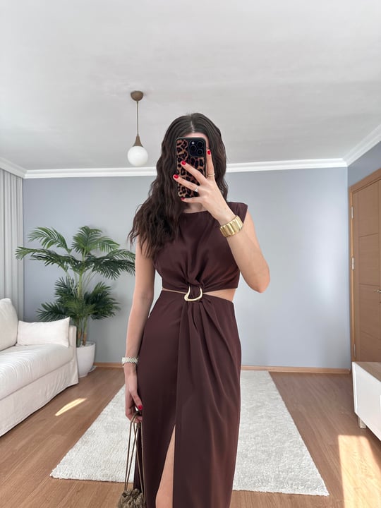 Chic Kahve Elbise