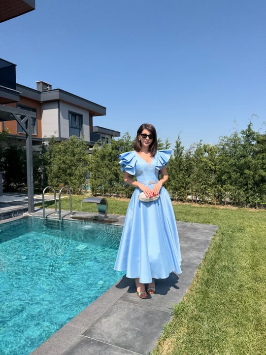 Sindy Baby Blue Taşlı Kemerli Maxi Elbise