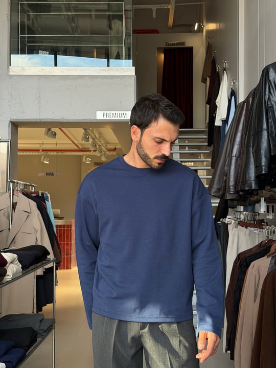 Makalla Lacivert Boxy Fit Sweatshirt