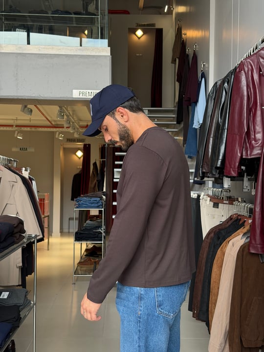 Yasmir Kahverengi Basic Sweatshirt