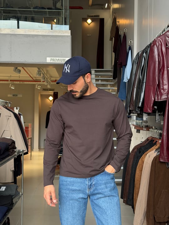 Yasmir Kahverengi Basic Sweatshirt