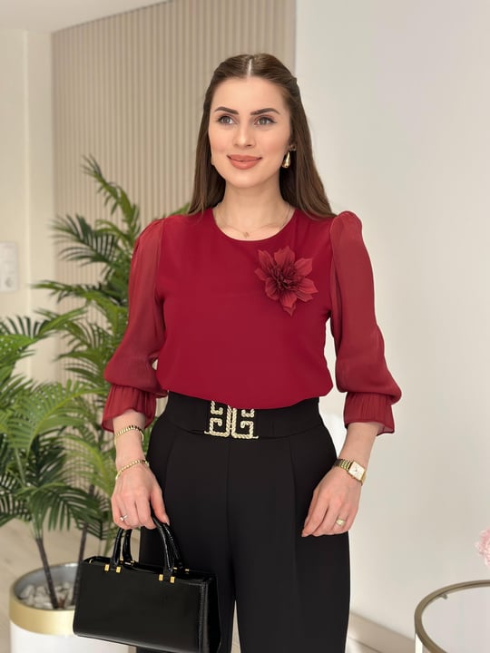 Kolları Parlak Şifon Çiçek Broşlu Bluz Bordo