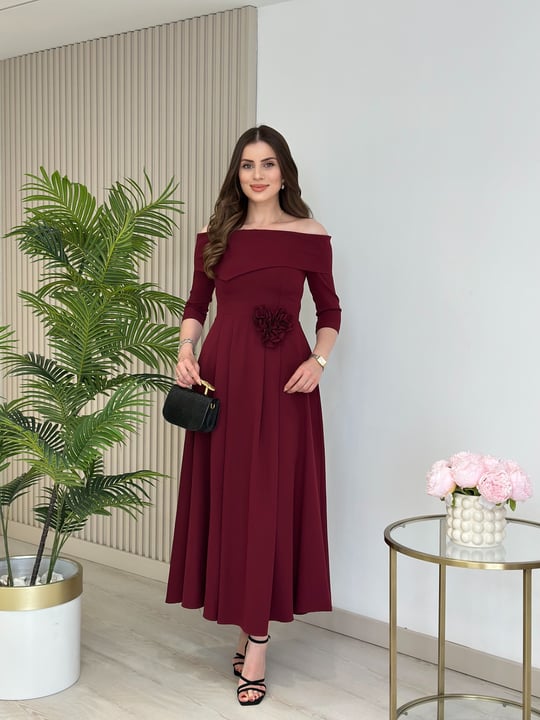 Madonna Yaka Broşlu Kloş Elbise Bordo
