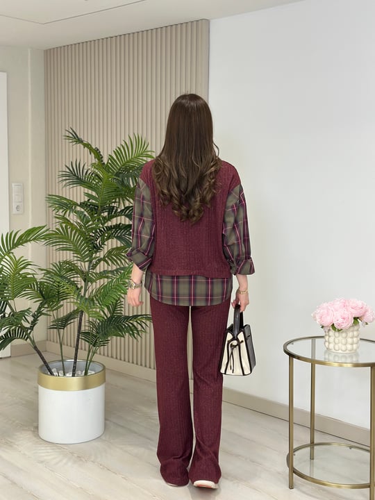 Yumoş Gömlek Detaylı Takım Bordo
