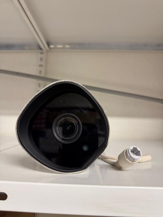 Vivotek IP8332-C