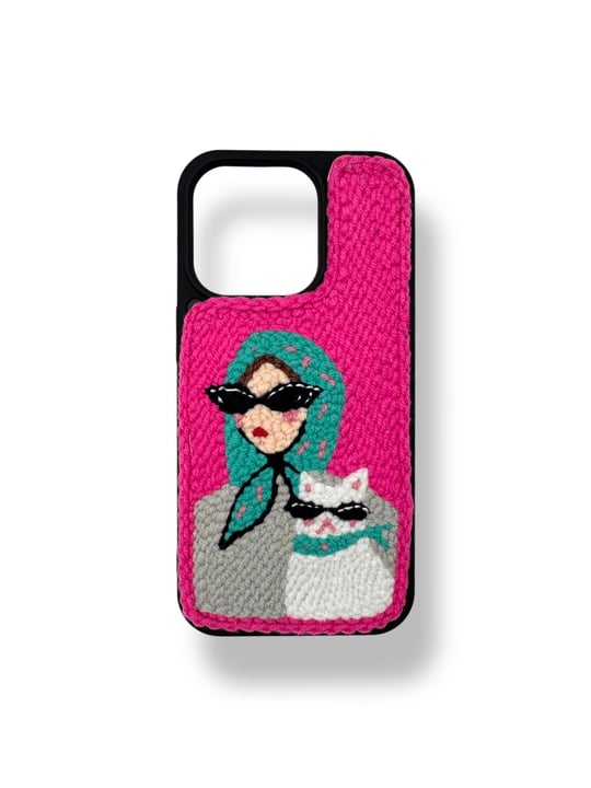 PUNCH İŞLEMELİ KILIFLARDIVERSECASEPNCH109Apple Iphone 14 Pro Punch İşlemeli Kılıf - Cool Cat Mom Desenli
