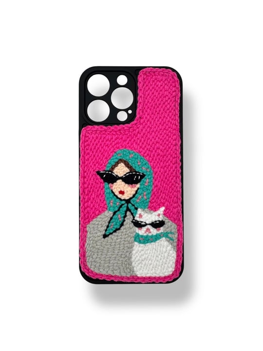 PUNCH İŞLEMELİ KILIFLARDIVERSECASEPNCH114Apple Iphone 16 Pro Max Punch İşlemeli Kılıf - Cool Cat Mom Desenli