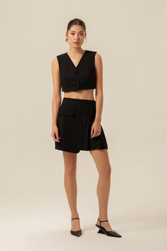 Cep Kapağı Detaylı Pileli Siyah Mini Etek | Rue Online Satış