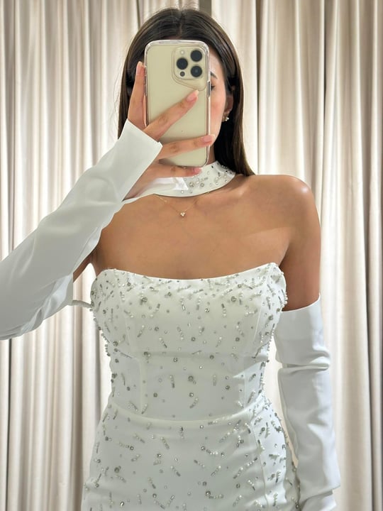 Beyaz Taş İşlemeli Balık Model Eldivenli Abiye Elbise | Kaleiçi Yıldızlar
