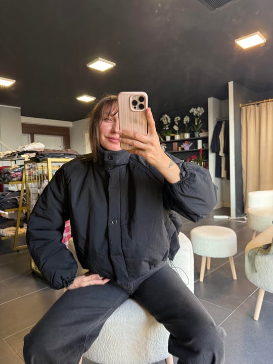 Tok Dokulu Şişme Siyah Mont